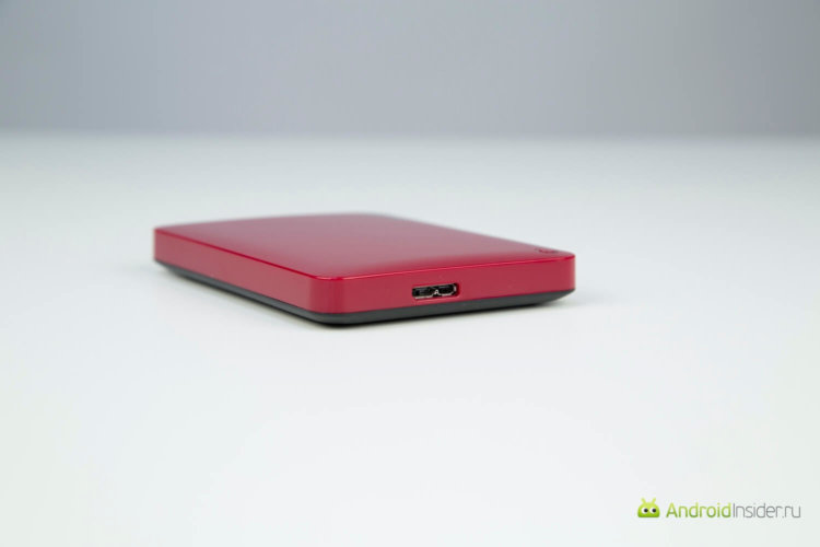 Toshiba Canvio Connect II: не совсем обычный жесткий диск. Toshiba Canvio Connect II: не совсем обычный жесткий диск. Фото.