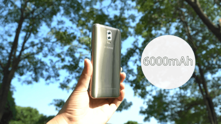 M-HORSE раздаст 10 000 смартфонов по всему миру. M-HORSE раздаст 10 000 смартфонов по всему миру. Фото.