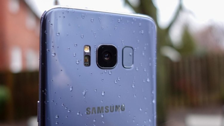Samsung представила флагманский чип для Galaxy S9. Фото.