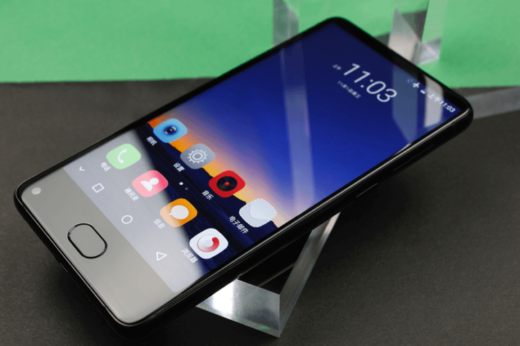 UHANS бросает вызов бюджетным смартфонам. UHANS бросает вызов бюджетным смартфонам. Фото.