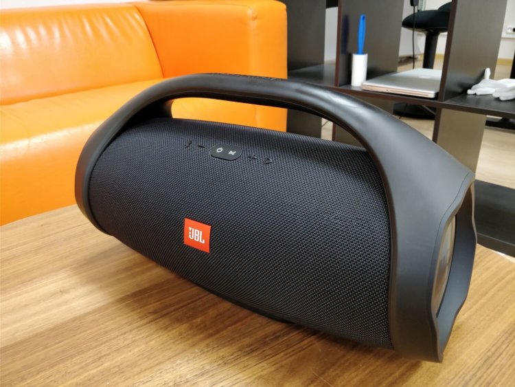 Видеообзор: OnePlus 5T — почти отличный смартфон! Близкая к отличной камера. Фото.