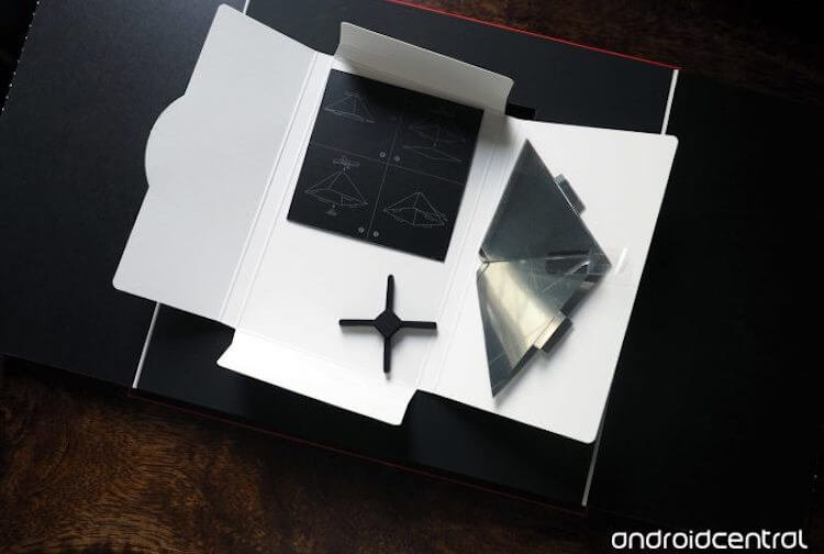 OnePlus порадовала поклонников «Звёздных войн» скрытой голограммой в упаковке смартфона. Фото.
