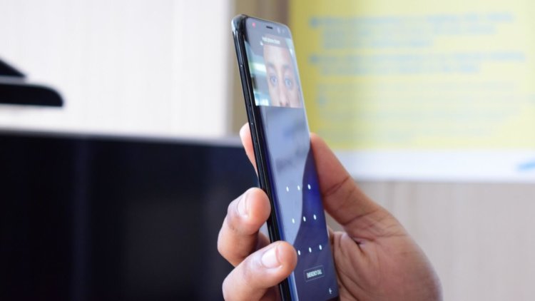 Какой метод идентификации выбирают владельцы Galaxy S8? Фото.