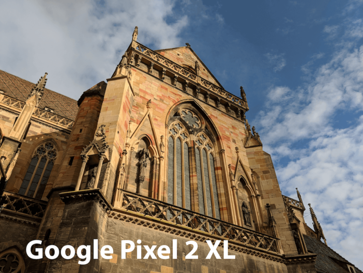 Видеообзор: Сравнение камер Google Pixel 2 и iPhone X. Сравнение камер. Фото.