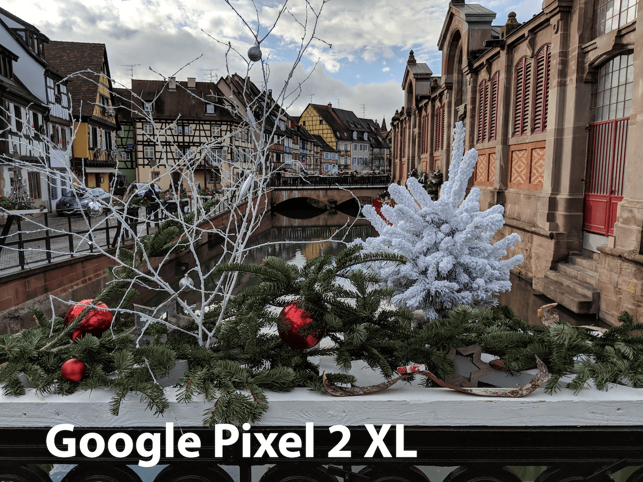 Видеообзор: Сравнение камер Google Pixel 2 и iPhone X. Сравнение камер. Фото.