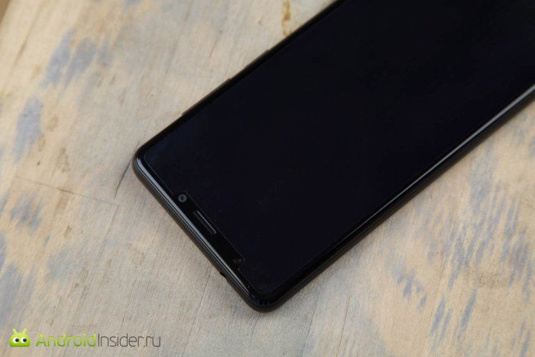 Распознавание лица за 8000 рублей: обзор смартфона BQ Advance. А с виду как? Фото.