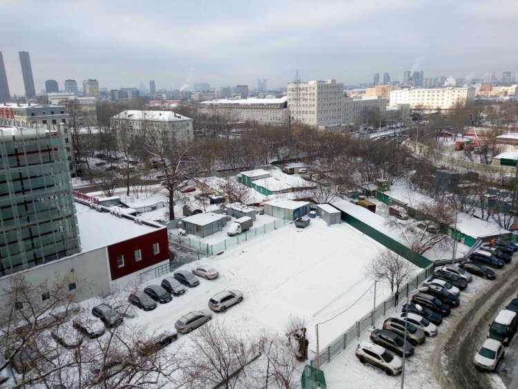 Распознавание лица за 8000 рублей: обзор смартфона BQ Advance. О камерах. Фото.