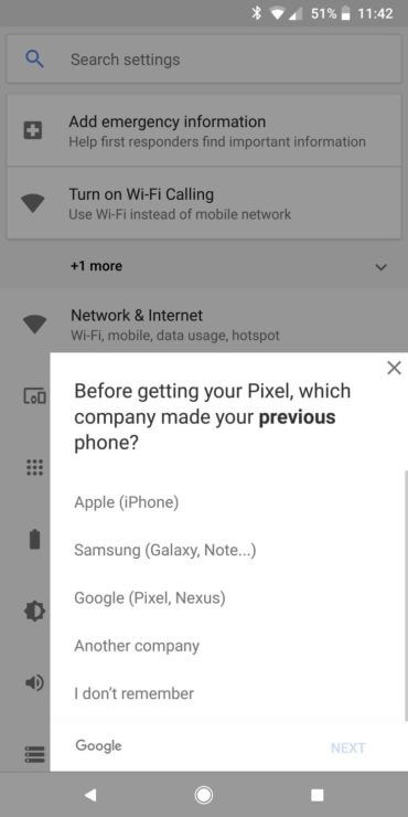 Владельцы Pixel 2 жалуются на опросы Google прямо в меню настроек. Фото.
