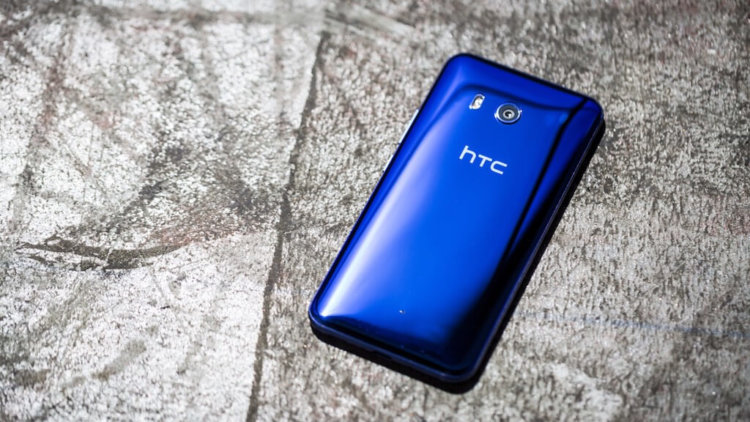HTC извиняется за задержку обновления U11 до Android Oreo. Фото.