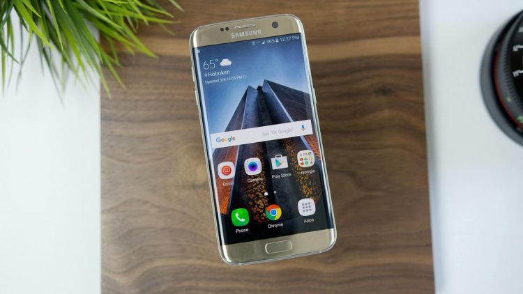 Galaxy S7 Edge с момента релиза подешевел более чем вдвое. Фото.