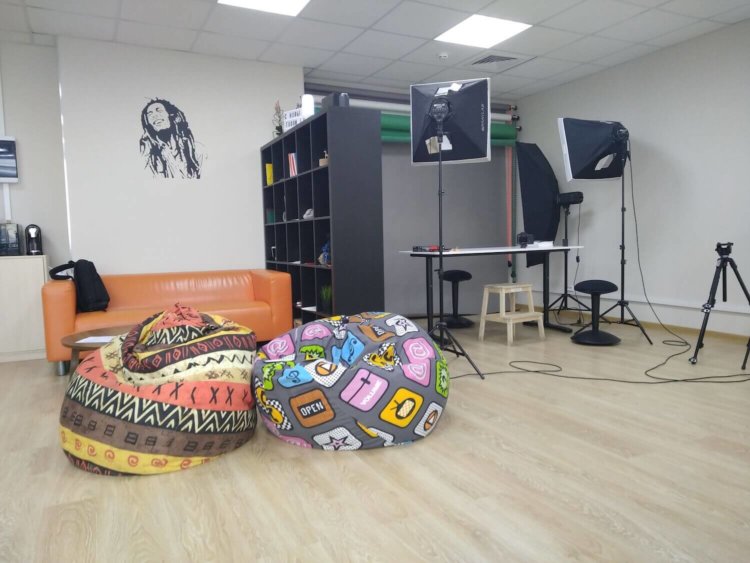 Archos Diamond Alpha — смартфон, с которым стоит разобраться. Монохромно-цветная камера. Фото.