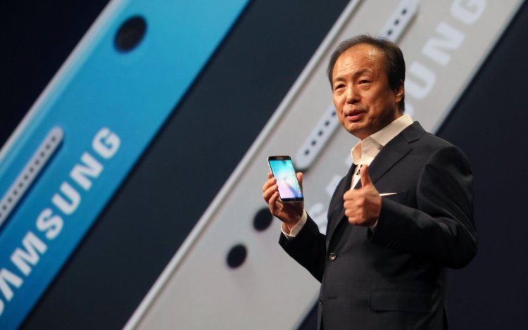 Samsung выпустила обновленную сборку Android Oreo для Galaxy S8. Фото.