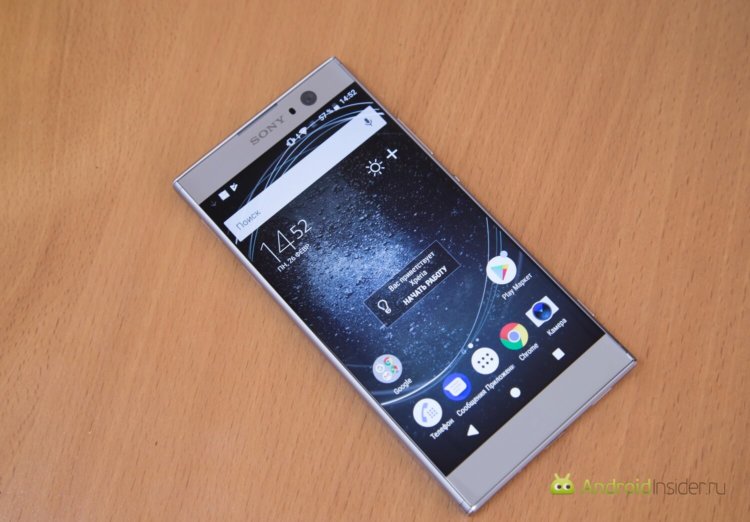 Видеообзор: Sony XA2 — достойный член своего семейства. Экран. Видеообзор: Sony XA2 — достойный член своего семейства. Экран. Фото.