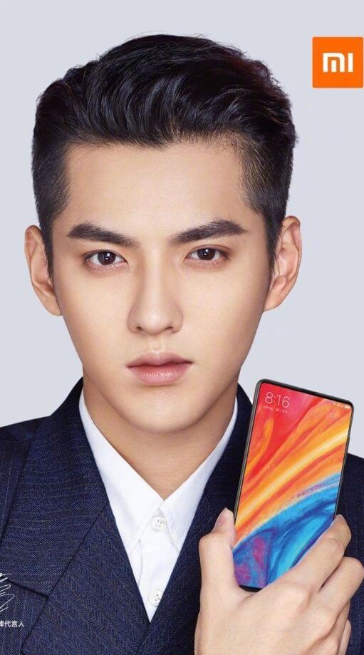 Xiaomi показала Mi Mix 2s на официальных тизерах. Фото.