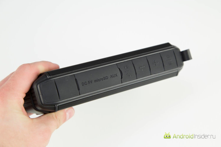 #Видеообзор: новые способы слушать музыку без проводов. Строгая и надежная. Фото.