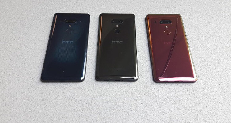 В Сети появился первый обзор HTC U12+. Фото.