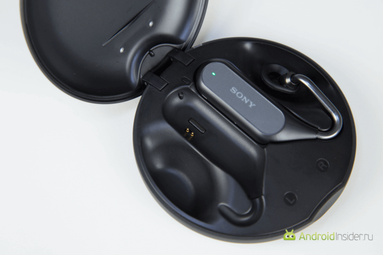 Sony представила Xperia Ear Duo в Москве. Что еще мы узнали. Фото.