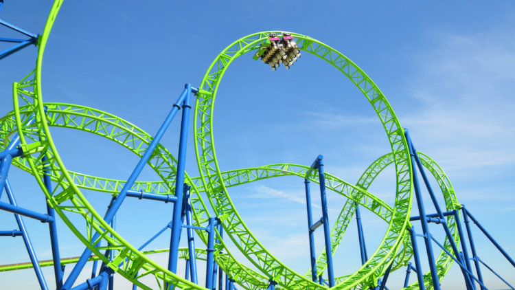 Roller Coaster — бесконечность от Ketchapp. Фото.
