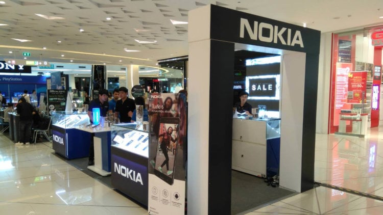 Презентацию Nokia ждут 11 июля. Новый флагман тоже будет. Фото.