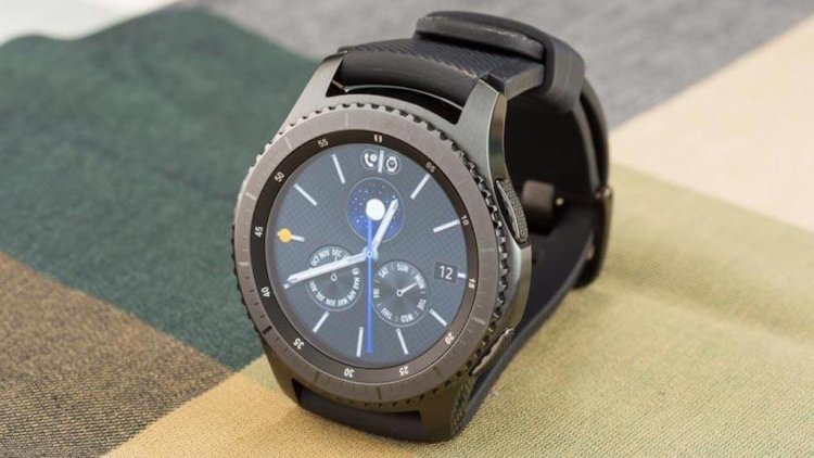 Когда получится купить Galaxy Watch? Инсайдеры раскрыли дату продаж новых часов Samsung. Фото.