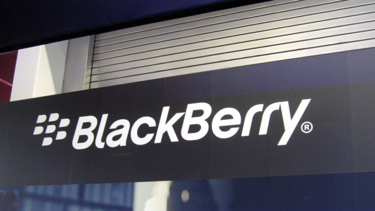 IFA 2018: BlackBerry анонсировала самый легкий и тонкий KEY. Фото.