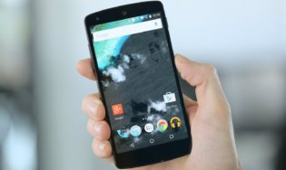 Nexus 5 и еще несколько смартфонов получили Android 9.0 Pie. Фото.