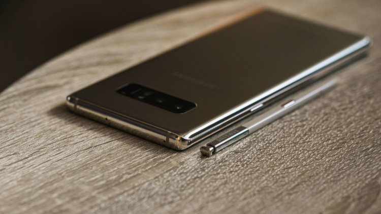 Samsung не верит в успех Galaxy Note 9. Фото.