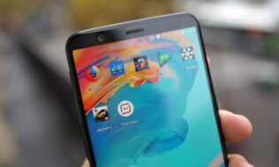 OnePlus 5 и 5T получили важное обновление. Фото.