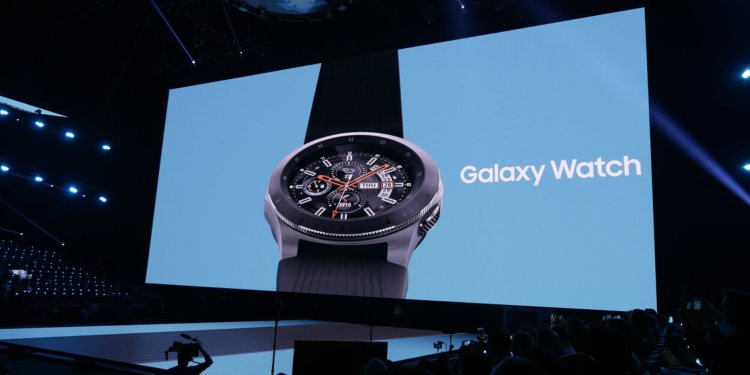 Samsung представила смарт-часы Galaxy Watch. Фото.