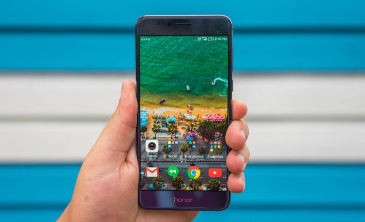 Huawei обновляет до Android Oreo популярный смартфон 2016 года. Фото.