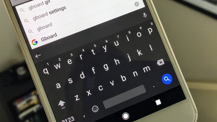 Клавиатура Gboard от Google становится умнее. Что изменилось? Фото.