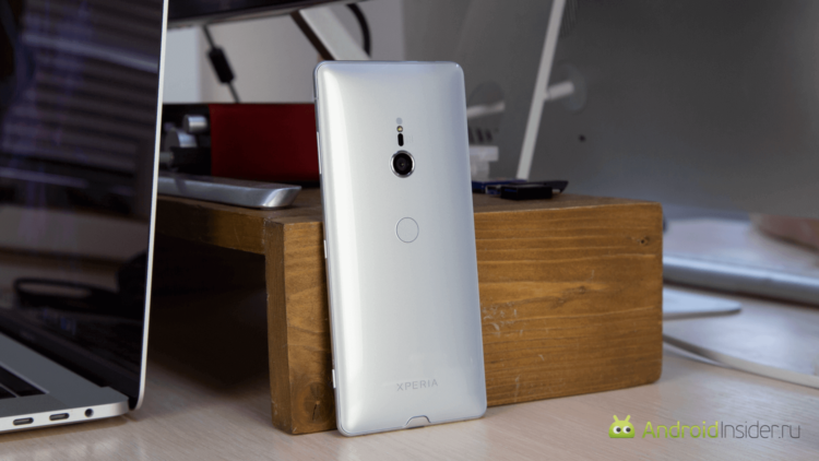 Видеообзор: Sony Xperia XZ3 — существенное обновление линейки XZ. Фото.