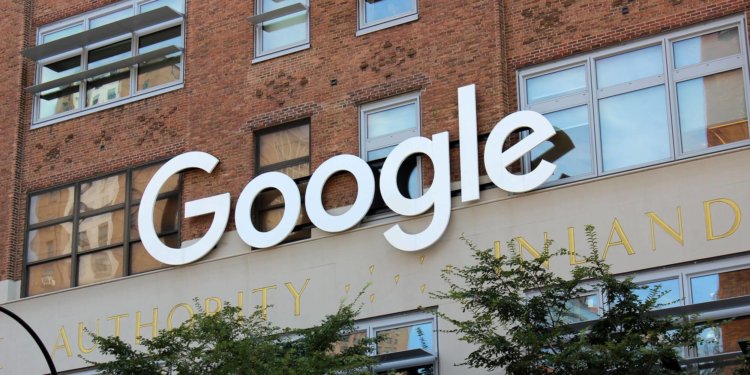 Разработчик Google рассказал о всех ужасах работы над Google+. Фото.