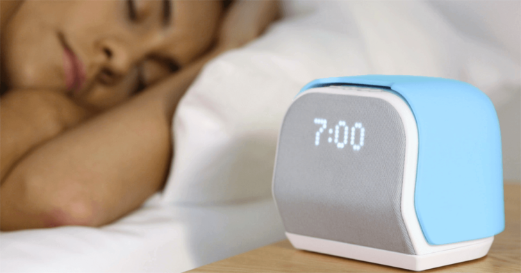 Smart Alarm Clock — умный будильник с адаптацией под погоду. Фото.