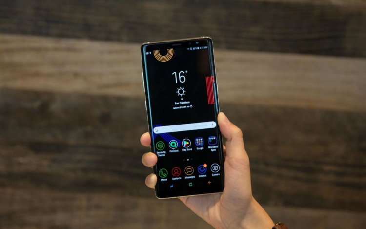Samsung дважды опозорилась на рекламе Galaxy Note 9. Фото.