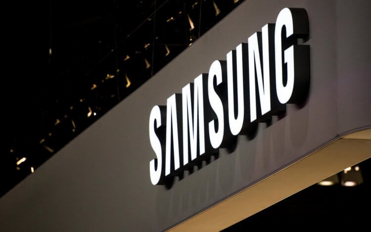 По стопам Apple: Samsung объявила о первом за два года падении выручки. Фото.