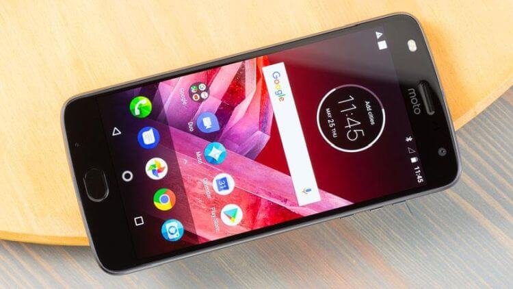 Ищем дешёвый восстановленный смартфон на Aliexpress. Motorola Moto Z2 Play — от 10 тысяч рублей. Фото.