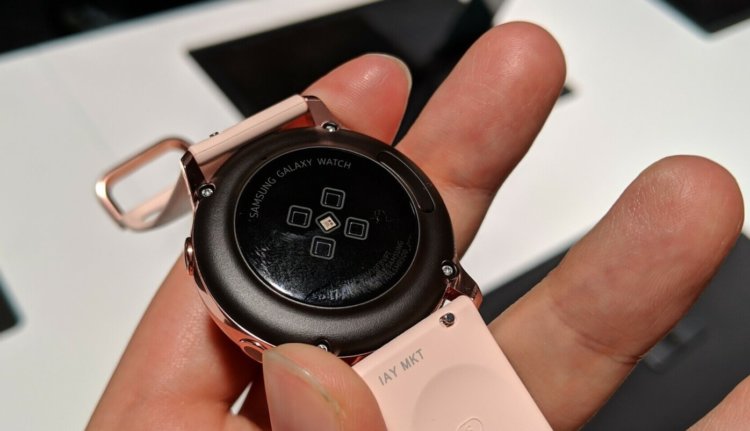 Galaxy Watch Active — новые часы от Samsung с функцией измерения кровяного давления. Измерение давления. Фото.
