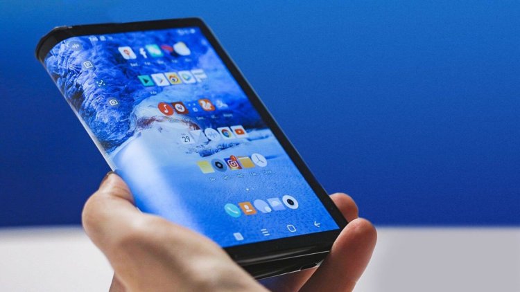 Xiaomi признала, что ее складной смартфон не дотягивает до конкурентов. Фото.