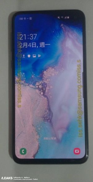 Дешёвый Samsung Galaxy S10e: первые фото и новые подробности. Фото.