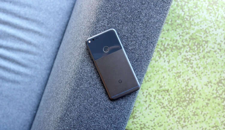 Google Pixel протестировали на производительность с 4 разными версиями Android. Фото.