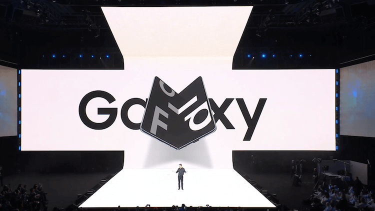 Названы страны и дата начала официальных продаж Galaxy Fold. Фото.
