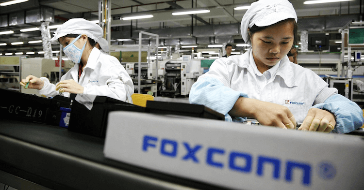 Foxconn сокращает производство Android-устройств. Фото.