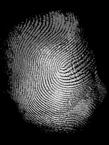 Ультразвуковой сканер Galaxy S10 взломали с помощью поддельного отпечатка. Как подделать отпечаток пальца. Фото.