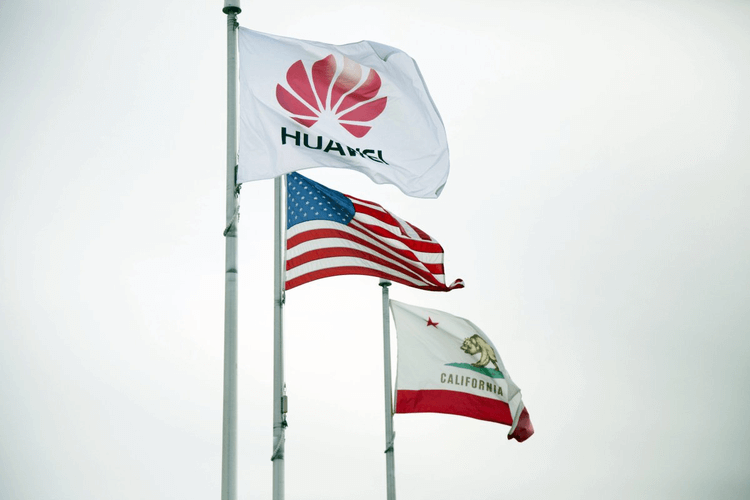 Huawei сможет остаться на плаву и без США. Фото.