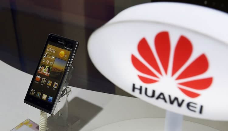 Huawei рассказала, что ждет пользователей из России из-за санкций США. Фото.