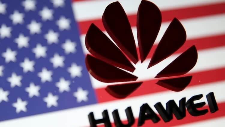 Google просит Дональда Трампа не отключать Huawei от Android. Фото.