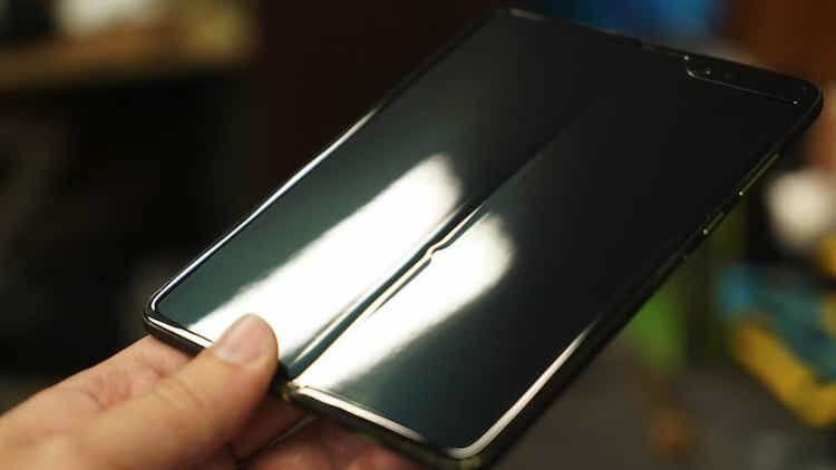 Samsung решила скрестить Galaxy Fold и Galaxy Note. Что из этого выйдет? Samsung Galaxy Fold. Фото.
