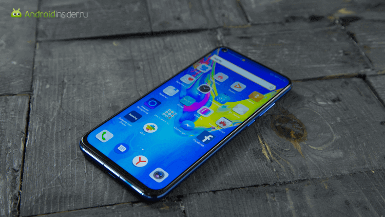 Honor View 20 служит в моей семье до сих пор и работает предельно стабильно, а вы спрашиваете, за что тут платить. Фото.