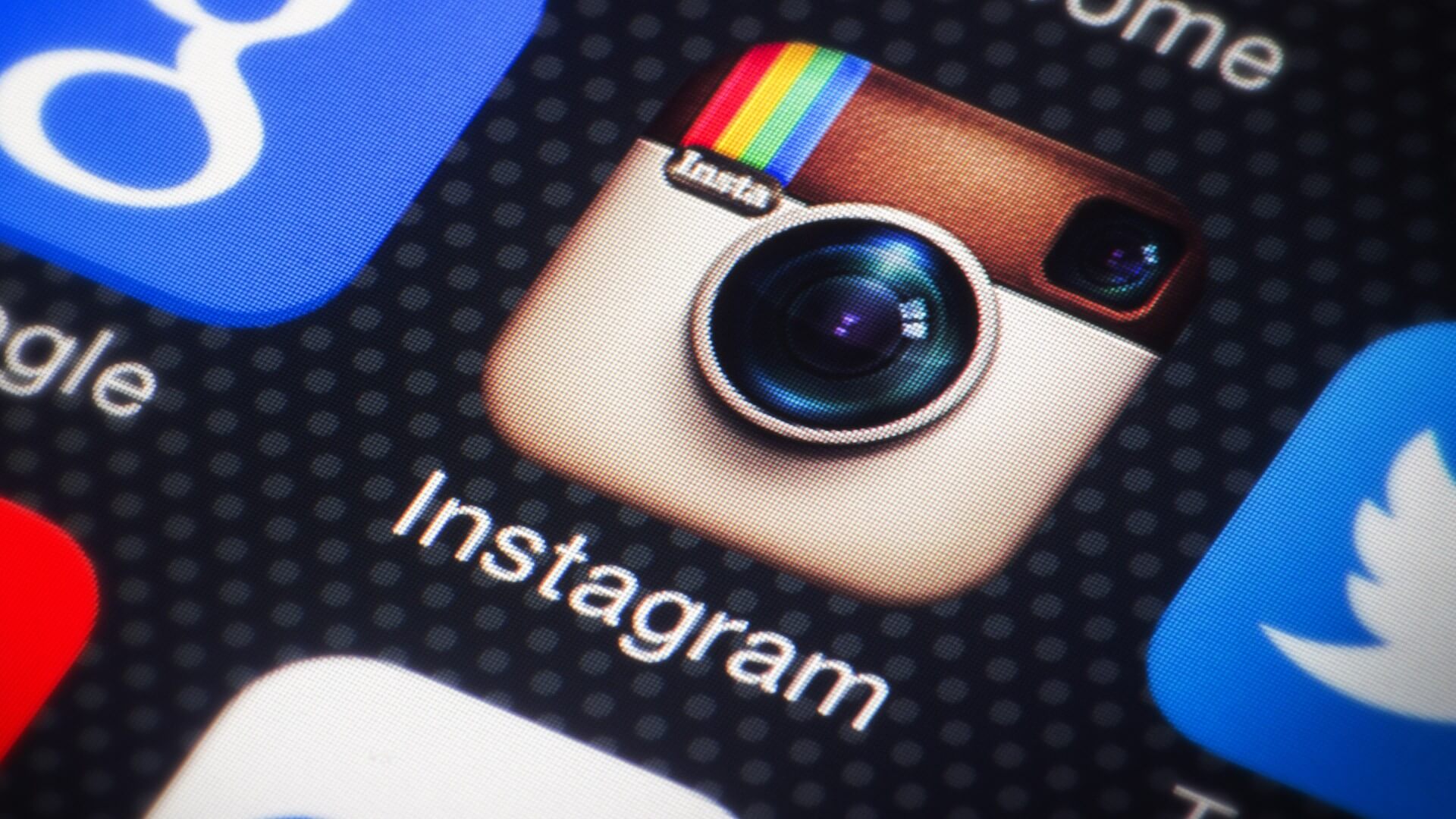 Как сделать репост поста в Instagram* Stories